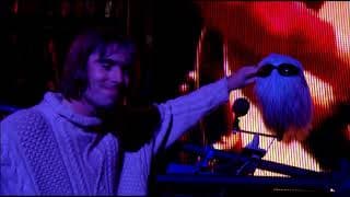 Oasis - Whatever (Sunday 11th August, 1996) 【Knebworth 1996】 thumbnail